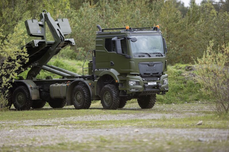 Aus Zwei Mach Eins Rheinmetall BAE Systems Land SPARTANAT