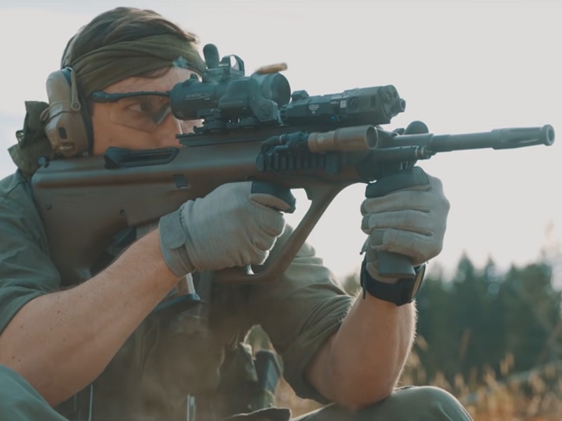 Garand Thumb liebt das STEYR AUG - SPARTANAT